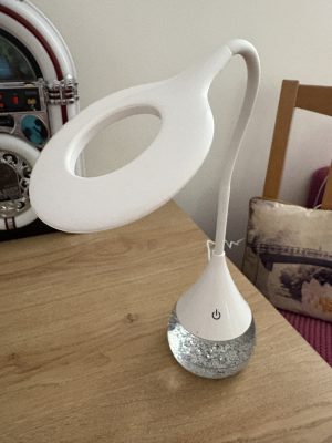 READING LIGHT FROM YANKEE CANDLE, OUTLET, ASHFORD, KENT